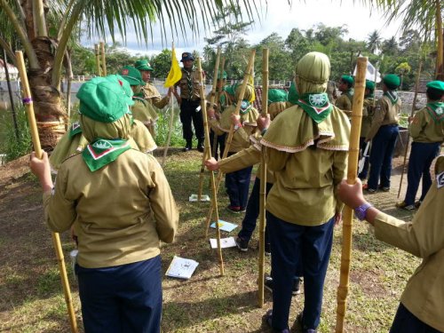 Kemah Karang Asri Kelas 5_038